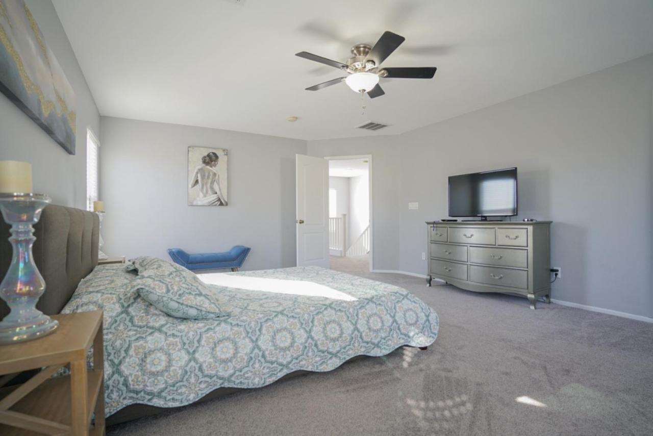 Ultra Modern Las Vegas Home 20Min From The Strip Esterno foto