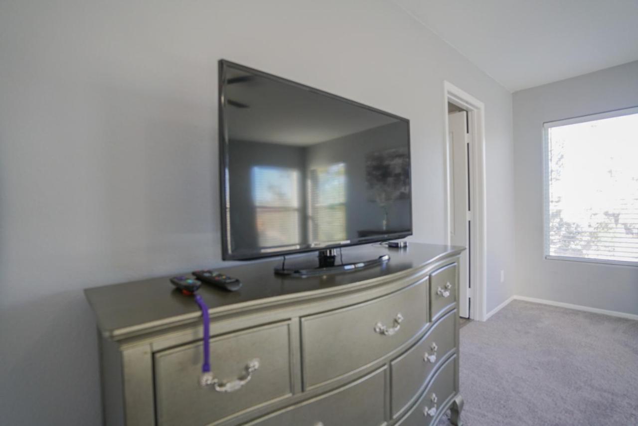 Ultra Modern Las Vegas Home 20Min From The Strip Esterno foto
